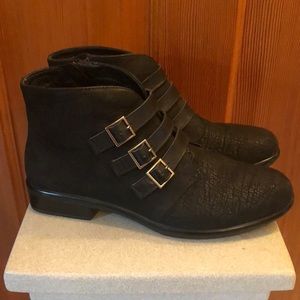 Naot leather ankle boots